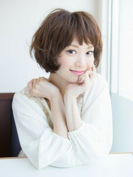 旭市美容室パザパ ≪旭市美容室パザパ≫ベージュカラーのくせ毛風ショート