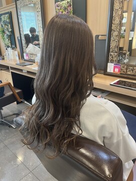 エルバイシオン(aile by sion) ☆カーキアッシュ☆オリーブグリーン☆ロングスタイル