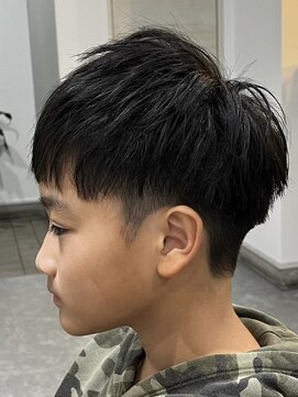 フゥ 宇都宮(FeU) 波巻きパーマツイストスパイラルパーマメンズマッシュパーマ