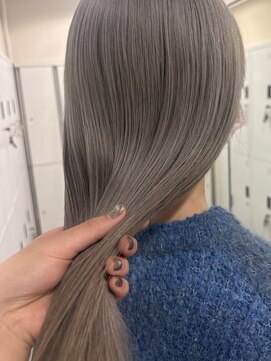 リル 茅ヶ崎(Liru:) 【ほのか】アッシュグレイ