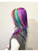 派手髪ウルフ原色レインボーヘアカラー虹色デザインカラーHIRO