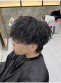 ツイストスパイラルパーマツーブロック刈り上げメンズマッシュ