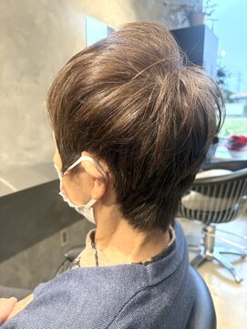 ユウシヘアー(Yushi Hair) ショート。