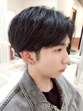トゥルートラスト オムオム 甲府和戸(True Trust HOMME HOMME) メンズ シースルーマッシュ ハンサムショート 韓国マッシュ