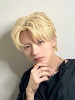 スペインカールスパイキーショートブルーブラックフェザーパーマ