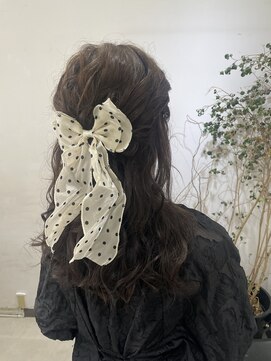 ウタ(uta) ふんわりハーフアップ