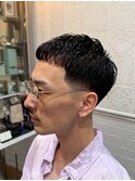 【LUDLOW　BLUNT】フェードカットバーバークロップヘア濡れパン