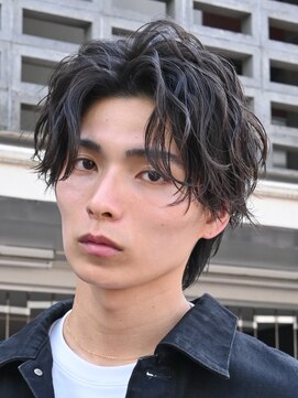 フィフス(fifth) 原宿シャドウパーマメンズカットセンターパートコンマヘアfifth