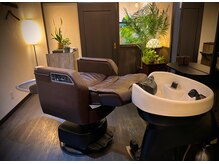 クリッパーズ(Clippers)の雰囲気(照明ダウンでシャンプーヘッドスパは安眠できますよ~♪)