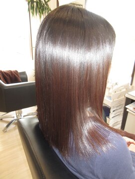 コア フィール ア デイ(COIFFURE A DAY) 【見附 今町】 M3D美髪ロング