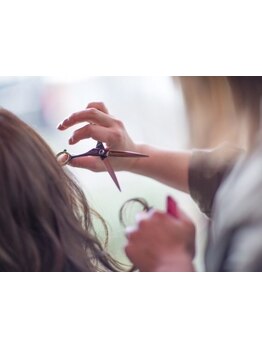 【新潟市西区】相談しにくい頭皮や髪のお悩みも一緒に解決してくれる！何でもご相談下さい＊