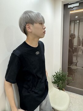 ユウル 横浜(juhl.) シルバーカラー/ケアブリーチ/ハイトーンカラー/ブリーチ