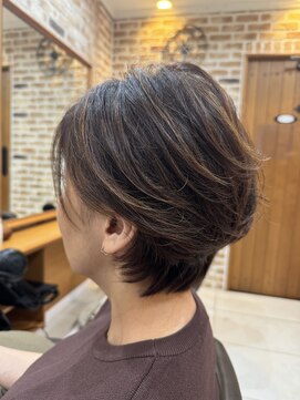 フルール たまプラーザ(Fleur) 大人ショートボブ×ハイライト