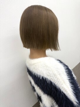 美容室 びゃんびゃん 社店 切りっぱなしボブ/ダブルカラー/ベージュ/イメチェン/美髪