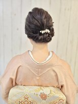 シーズンズ(Seasons)&nbsp;シニヨンスタイル