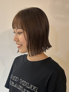 ロカリタ キョウト 千本丸太町店(ROCAReTA kyoto) ぱつっときりっぱなしボブ^_^
