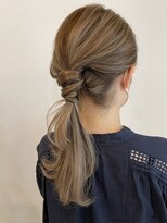 アヴェリー(avely) ヘアアレンジ/カチモリヘア/ニュアンスアレンジ/お呼ばれヘア