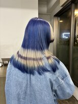 オーン 渋谷(OOn)&nbsp;ネイビーブルーのデザインカラー