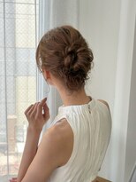 アヴェル 自由が丘(Avelle)&nbsp;ゆるふわお団子アップ 大人上品まとめ髪ヘアセット