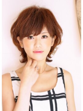 イースタイル 志都呂店(e-style com’s hair) キレイめカジュアルなカジュアルショート