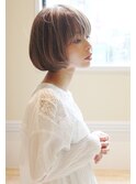 外国人風グレージュカラー・フレンチボブ