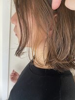 クルミ(kurumi)&nbsp;チラッとインナーカラーと外ハネボブ