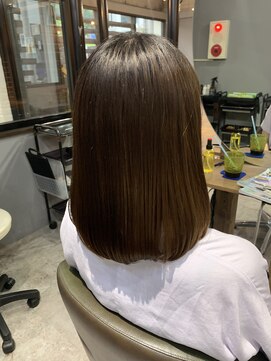 ヘアストーリーゼロ Hair Story ZERO うるツヤミディアムボブ