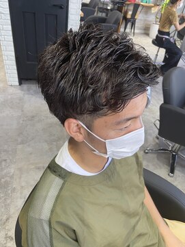 リーオオサカ(Lee Osaka) メンズパーマ