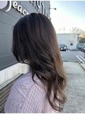 ナチュラルグレージュ
