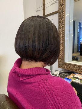 コワファースト 大分(COIFF1RST) ショートボブ