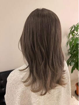 ルーム(Room) グレージュカラー