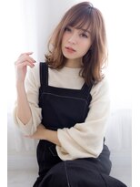 ライリー(riley) rileyワンカール外はねミディアムベージュカラー