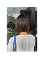 カルディアルッソ(CARDIA LUSSO) 首元スッキリ切りっぱなしボブ◎ボブヘア/20代/30代/40代