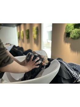 スパに精通した専門スタッフと、野菜のチカラで健やかな頭皮へ導く《Ｖｅｇａｎスパ》に注目★