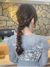 ラックスビー マハロ 江坂駅前店(LUXBE MAHALO)