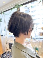 イト リトルヘアガーデン(ito. little hair garden) 前髪長めショートボブ