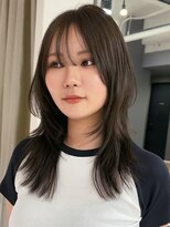 ジアン テラス(GIEN TERRASSE)&nbsp;レイヤーカット韓国ヘアハッシュカットオリーブカラー/岸本