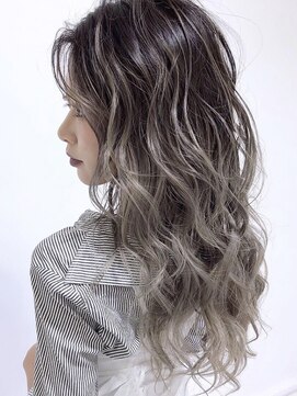 ノア(noa.) 【豊中美容室noa.】外国人風バレイヤージュ♪♪