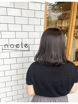 ノエル(noele) ミディアムヘア/暗めオリーブグレージュ