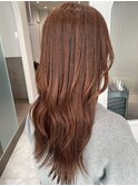 ピンクベージュ