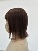 外ハネ軽やかボブ