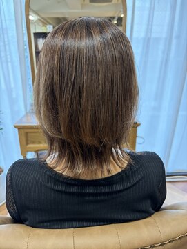 ラナ(LANA) 艶々くびれレイヤースタイル