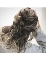 ノア ヘアデザイン 町田店(noa Hair Design)&nbsp;ハイライトミルクティーベージュ