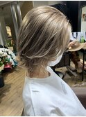 レイヤーボブ　パールベージュ　hiro