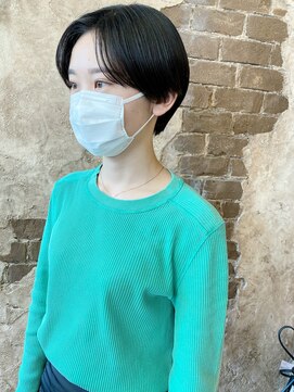 マギーヘア(magiy hair) magiyhair【nico】暗髪　ハンサムショート　ショート女子