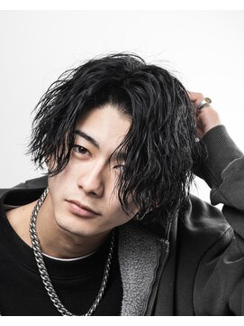 ゴールドシブヤ(GOALD SHIBUYA) #センターパートウルフ　波巻きスパイラル　ツイストスパイラル