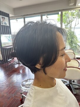 ナナ バイ レオネ(nana×Leone) 大人可愛いショート