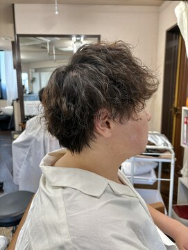 アート(art) 波巻きツイストスパイラルパーマ