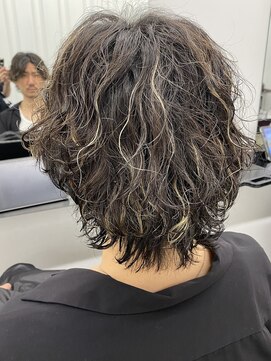 ココ 原宿(KOKO) □ニュアンスパーマ波巻きパーマ#センターパート#ダークアッシュ