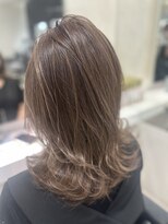ラシュープリーム(La SUPREME)&nbsp;レイヤーカット&ハイライトカラー